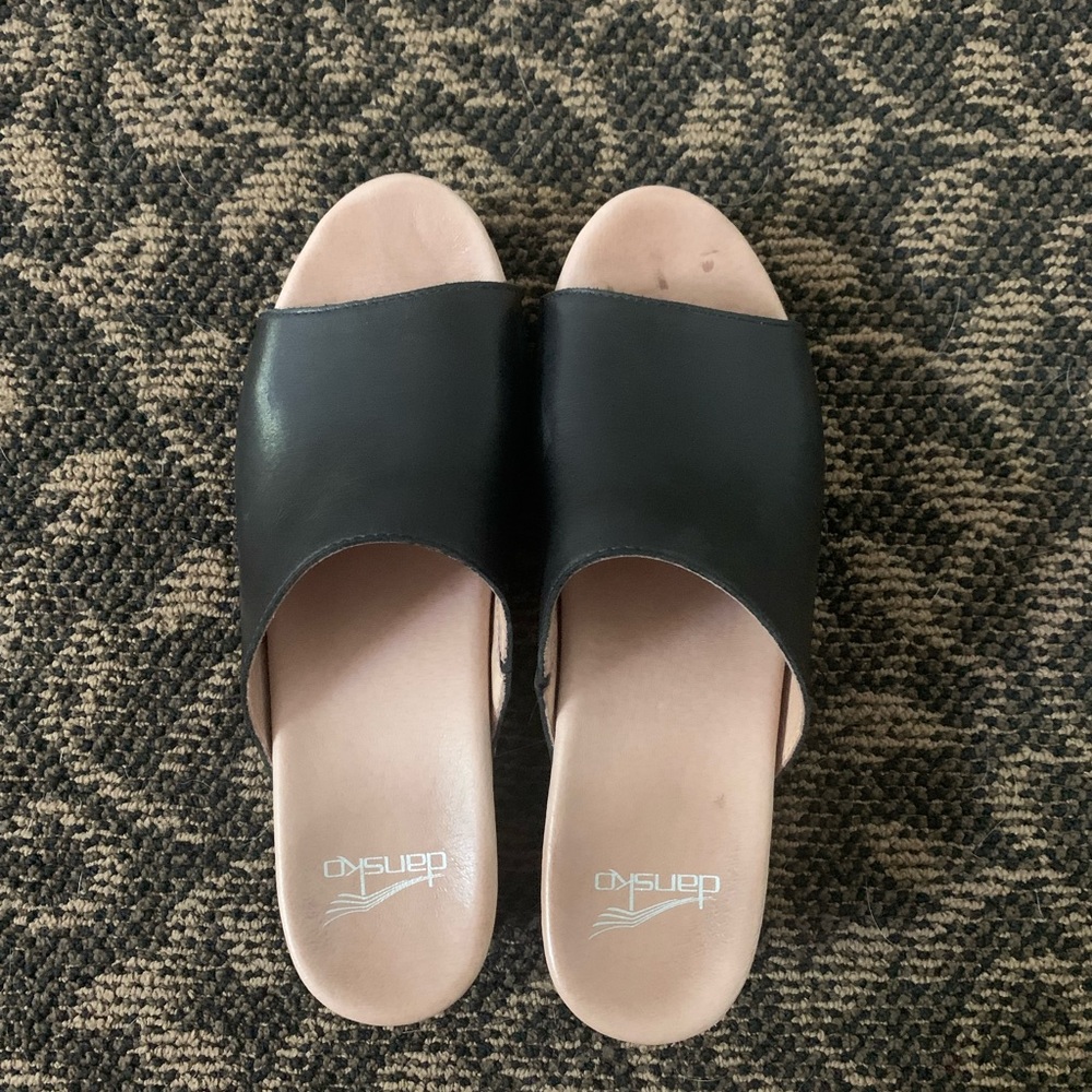 Dansko women’s sandal clogs